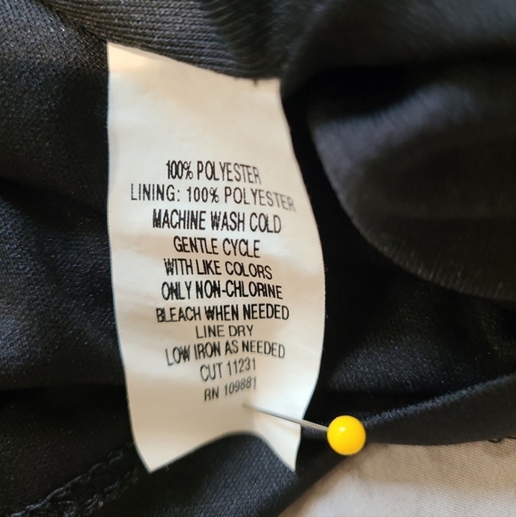 Robbie Bee Signature,  V neck, sleeveless  Dress Womens size 12 - Picture 9 of 9